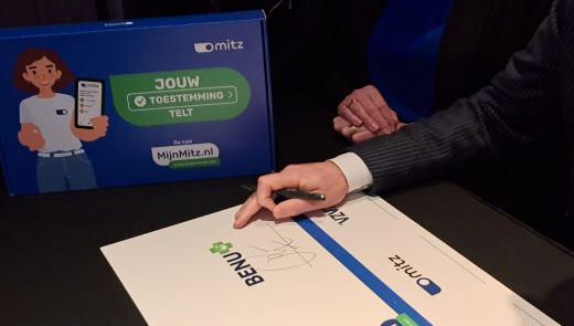 BENU tekent MijnMitz